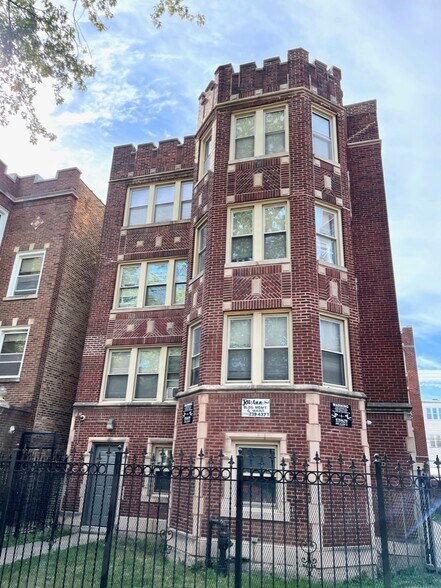 More Photos Of , Chicago Multifamily For Sale