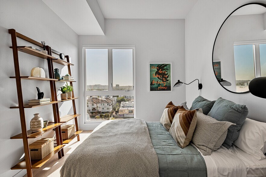 More Photos Of 5935 W Pico Blvd, Los Angeles Apartments For Lease