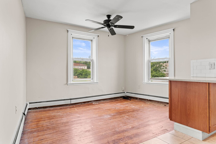 More Photos Of 8517 Lansdowne Ave, Upper Darby Township Storefront Retail Residential For Sale