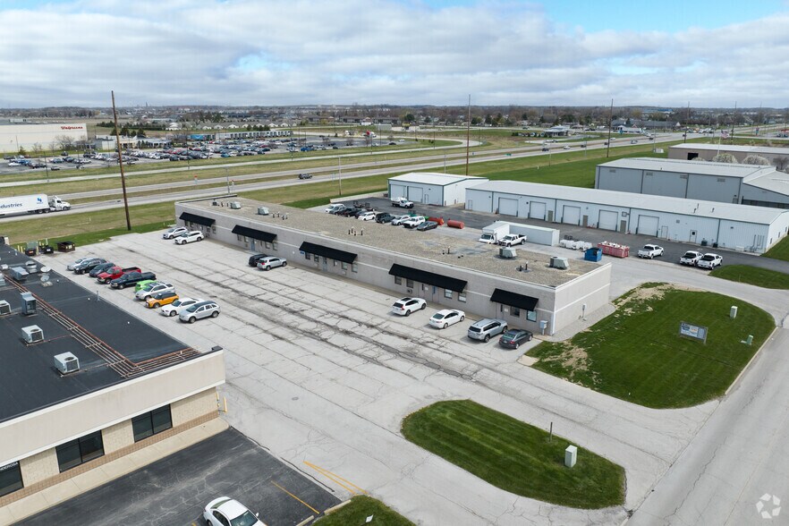 More Photos Of 7796 Ponderosa Rd, Perrysburg Light Manufacturing For Lease