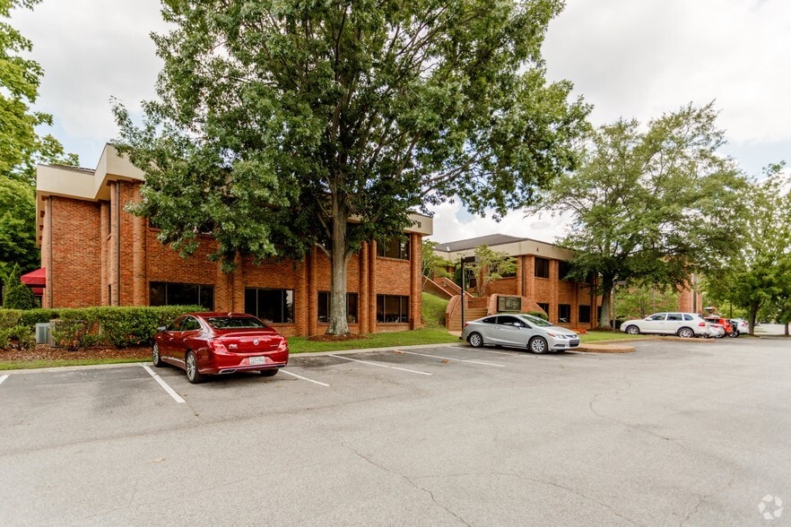Primary Photo Of 229 Ward Cir, Brentwood Office For Sale
