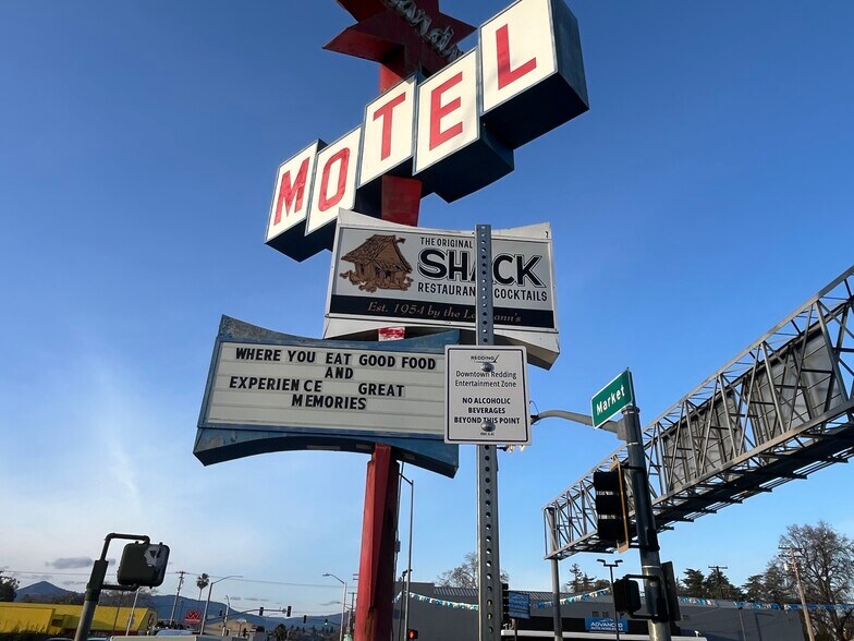 More Photos Of 1201 Market St, Redding Restaurant For Lease