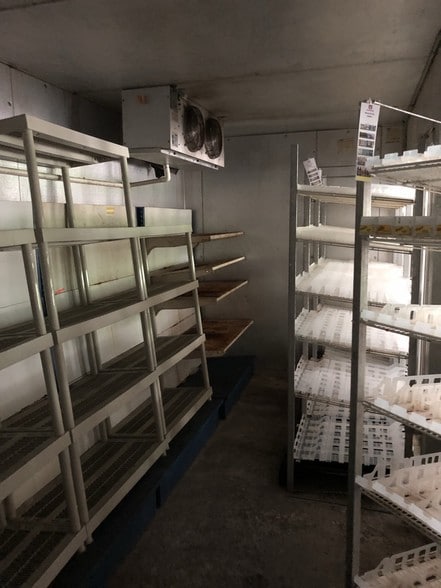 More Photos Of 401 Raleigh Rd, Henderson Convenience Store For Sale