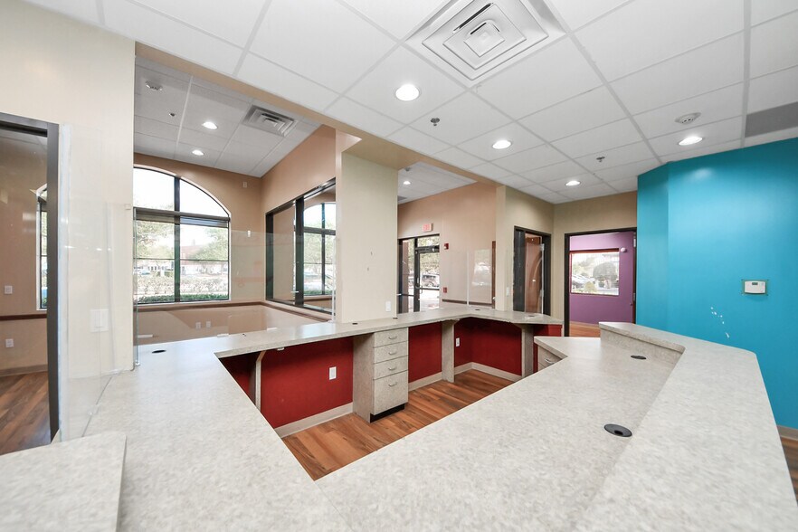 More Photos Of 3521 Town Center Blvd, Sugar Land Medical For Lease