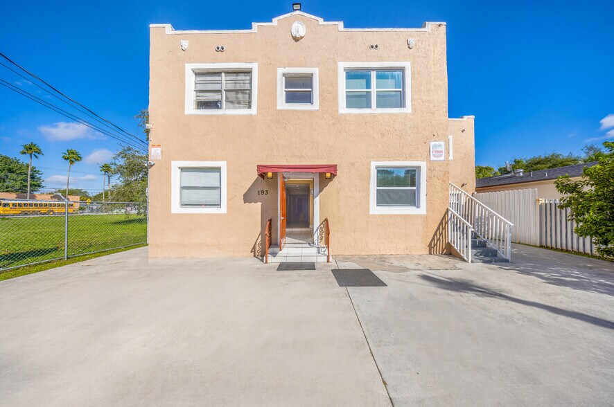 More Photos Of 193 NW 58th St, Miami Apartments For Sale