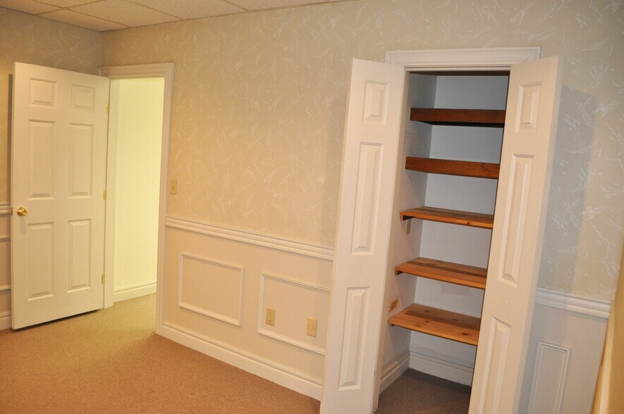 More Photos Of 285 Littleton Rd, Westford Office Residential For Sale