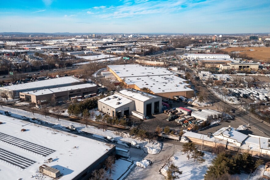 More Photos Of 46 Henry St, Secaucus Manufacturing For Sale
