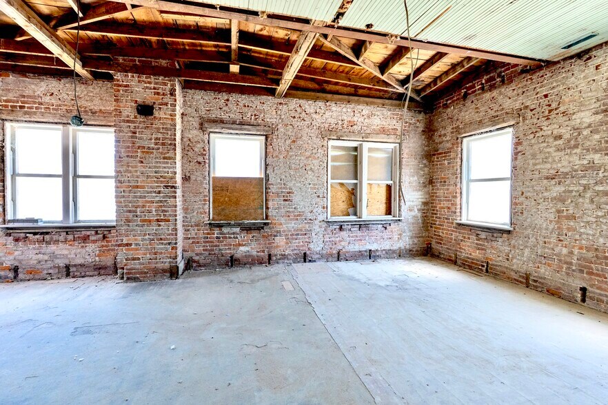 More Photos Of 404 N Elm St, Marshville Religious Facility For Sale