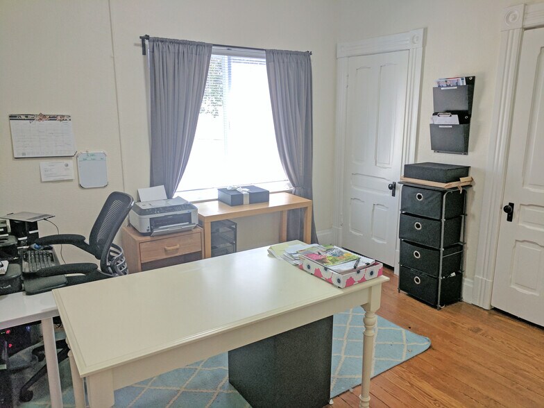 More Photos Of 1050-1054 4th St, Santa Rosa Freestanding For Sale