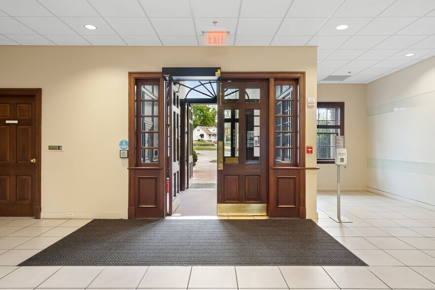 More Photos Of 112 Long Hollow Pike, Goodlettsville Office For Lease