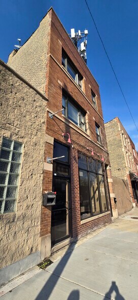 More Photos Of 1216 W Grand Ave, Chicago Storefront Retail Residential For Sale