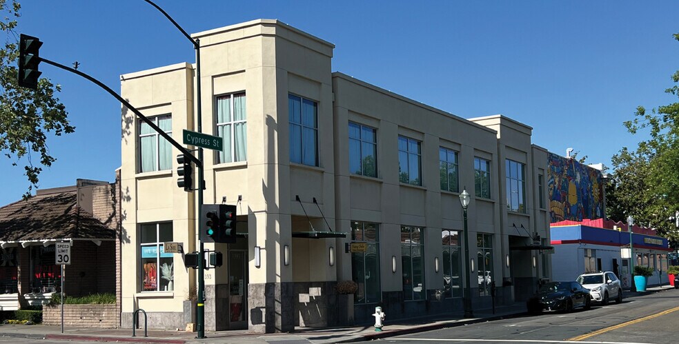 Primary Photo Of 1393 N Broadway, Walnut Creek General Retail For Lease