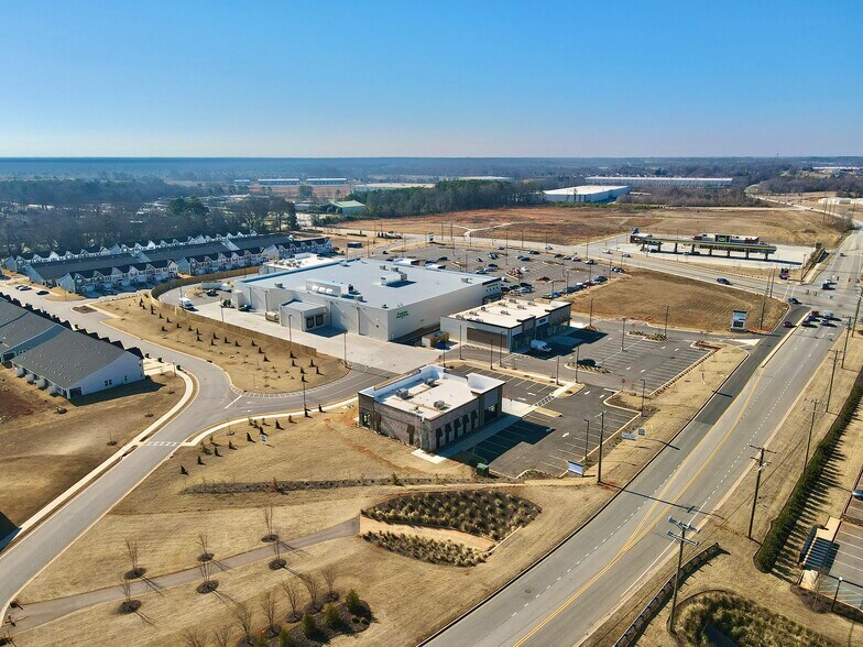 More Photos Of 1116 Ashmore Bridge Rd, Greenville Storefront Retail Office For Lease