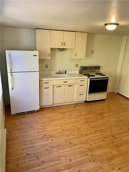 More Photos Of 1563 Old U.S. 22, Lenhartsville Apartments For Sale