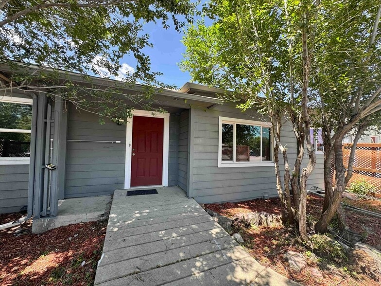 More Photos Of 1399 Kipling St, Lakewood Office Residential For Sale