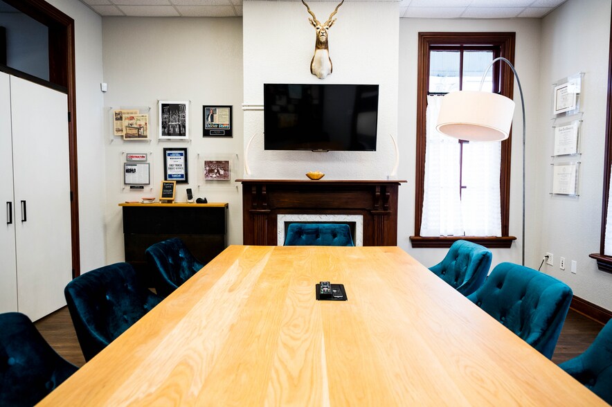 More Photos Of 901 Mason St, San Antonio Office For Lease