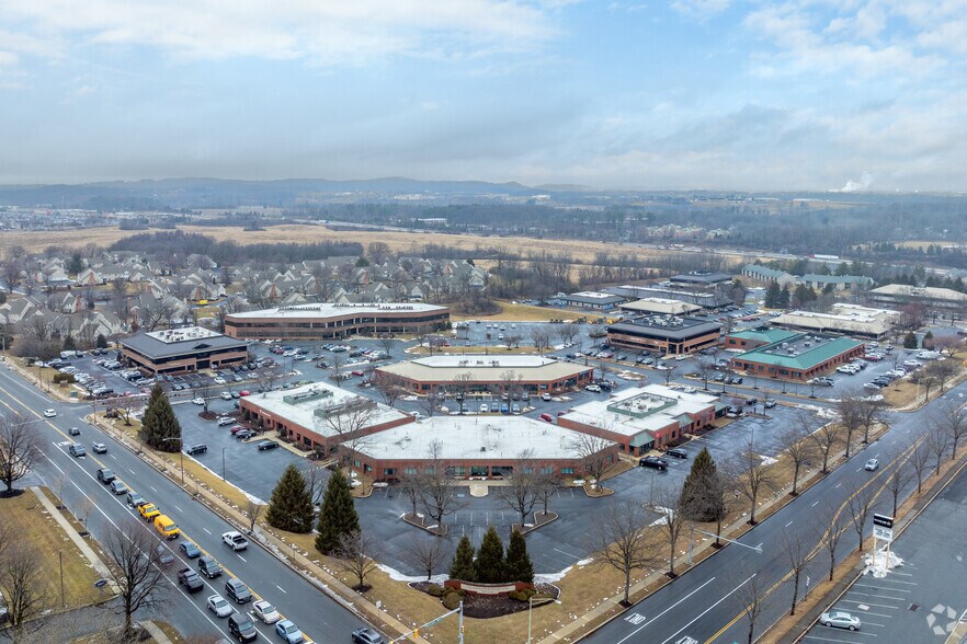 More Photos Of 975 Berkshire Blvd, Wyomissing Medical For Lease