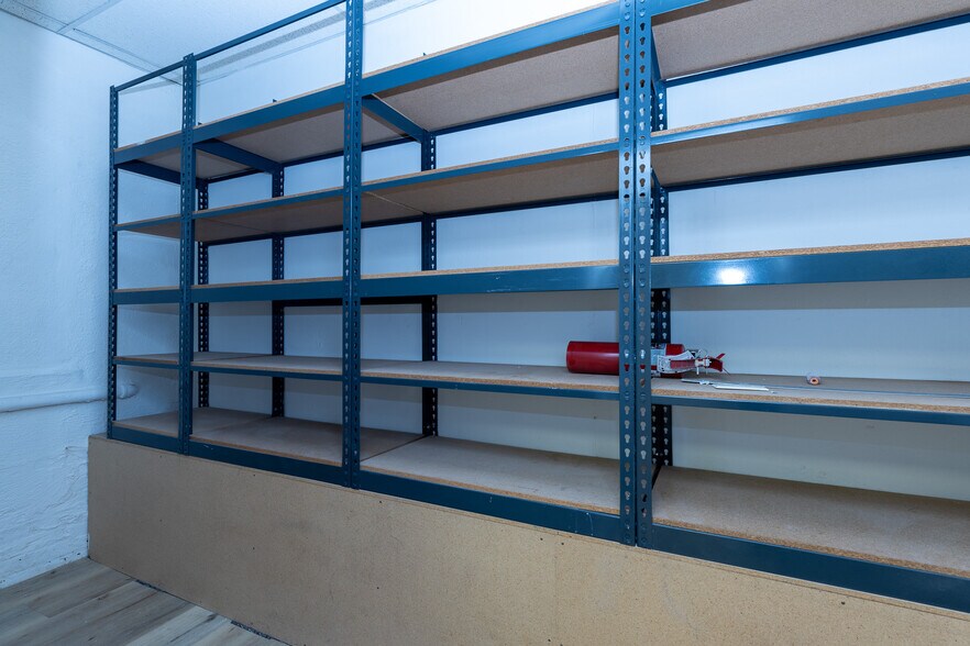 More Photos Of 924 E Green St, Pasadena Loft Creative Space For Lease