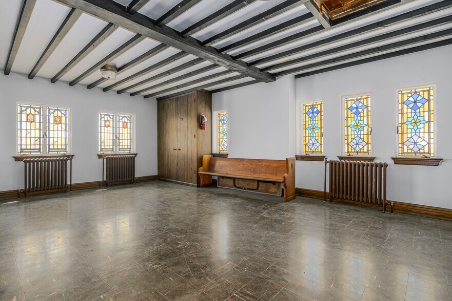 More Photos Of 6300 Minnesota Ave, Saint Louis Religious Facility For Sale