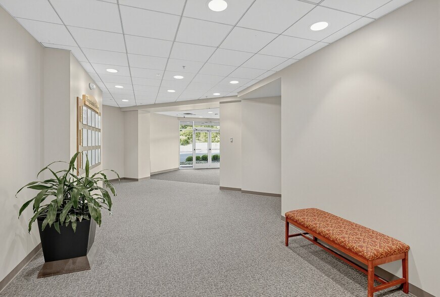 More Photos Of 1220 New Scotland Rd, Slingerlands Medical For Lease