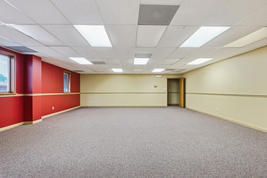 More Photos Of 1221 S Willow Ave, Cookeville Office Residential For Lease