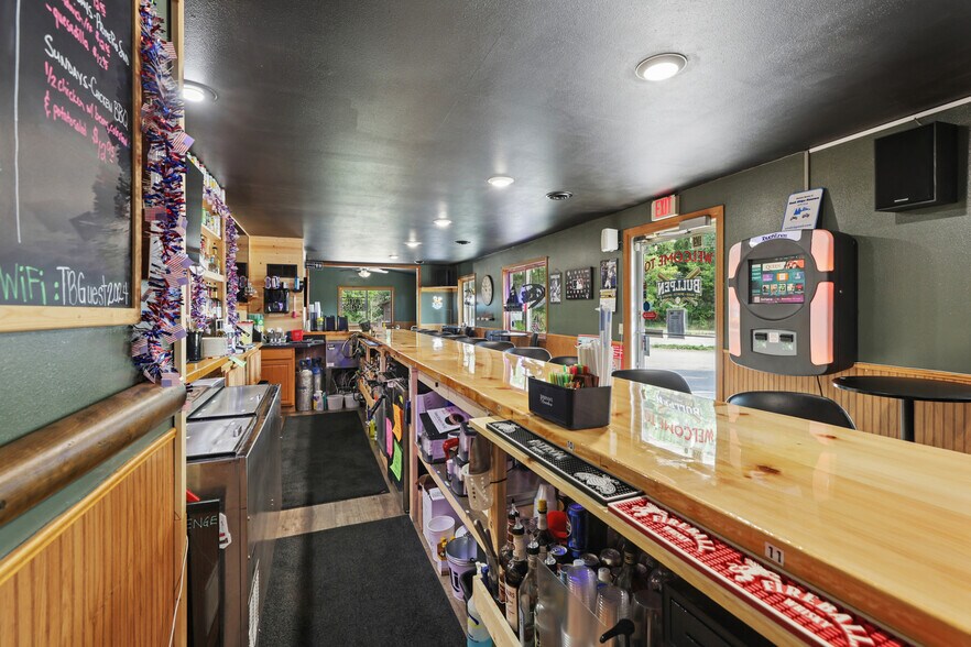 More Photos Of 309 Trail St, La Valle Restaurant For Sale