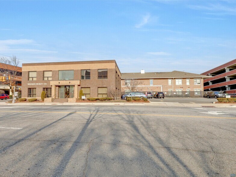 More Photos Of 120 State St, Hackensack Office For Lease