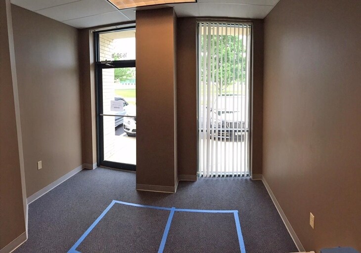 More Photos Of 1630 E Bradford Pky, Springfield Medical For Lease