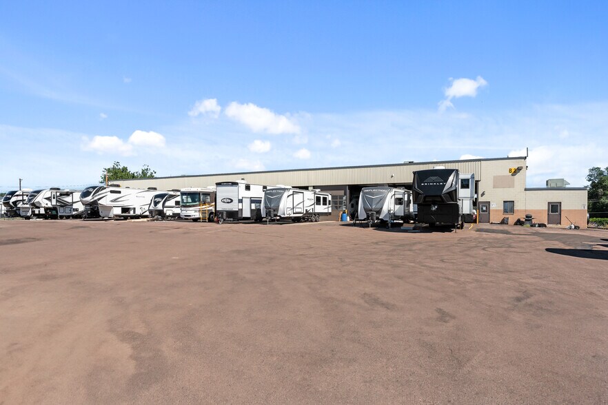 More Photos Of 3204-3208 E Platte Ave, Colorado Springs Auto Dealership For Sale