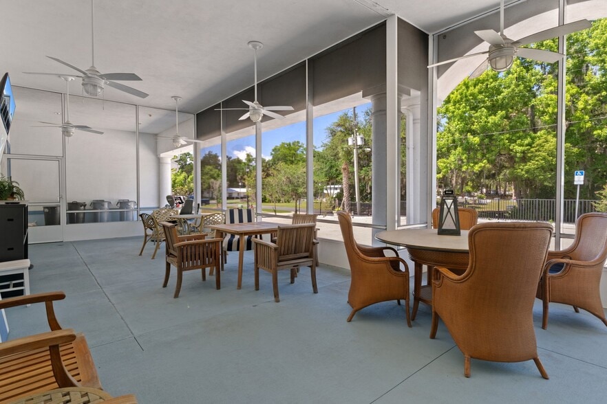 More Photos Of 311 NE 4th Ave, Crystal River Healthcare For Lease