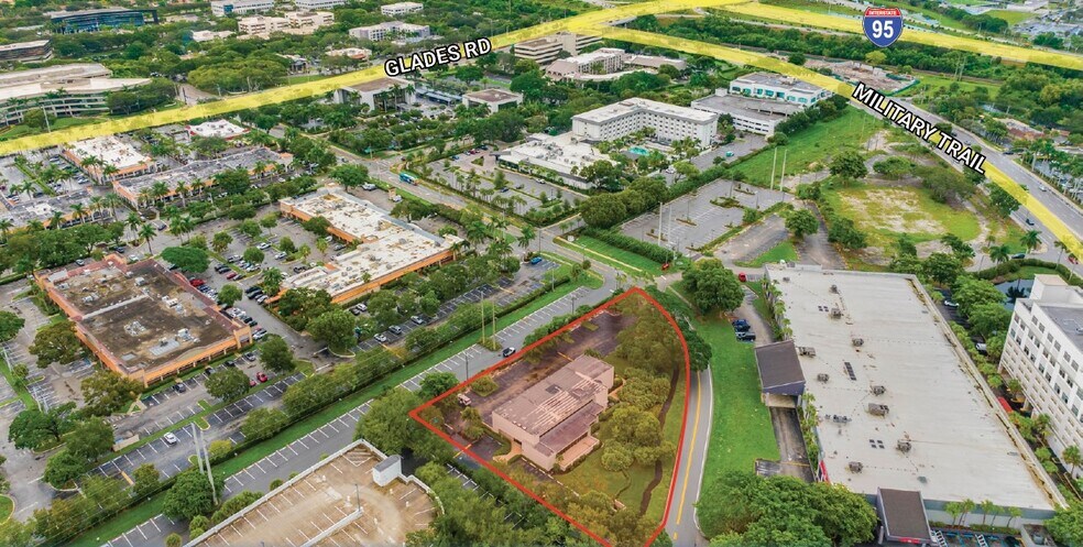 Primary Photo Of 21045 Commercial Trl, Boca Raton Medical For Lease