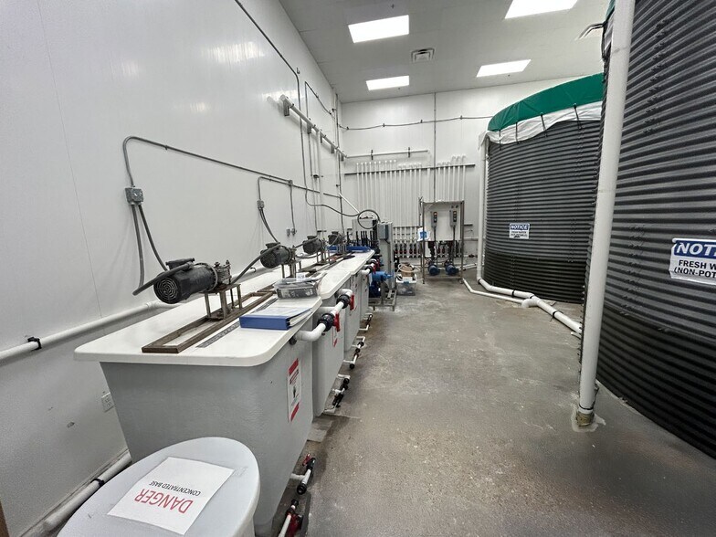 More Photos Of 56 County Road 166, Oxford Warehouse For Lease