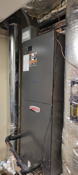 More Photos Of 5107 Summer Ave, Memphis Freestanding For Lease