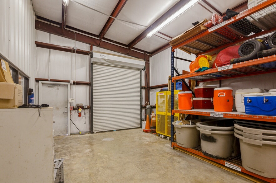 More Photos Of 8316 Lone Tree Rd, Victoria Industrial For Sale