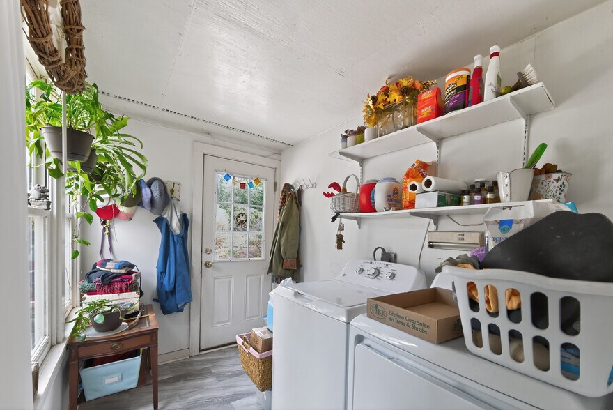 More Photos Of 827 Pinetree Dr, Decatur Apartments For Sale