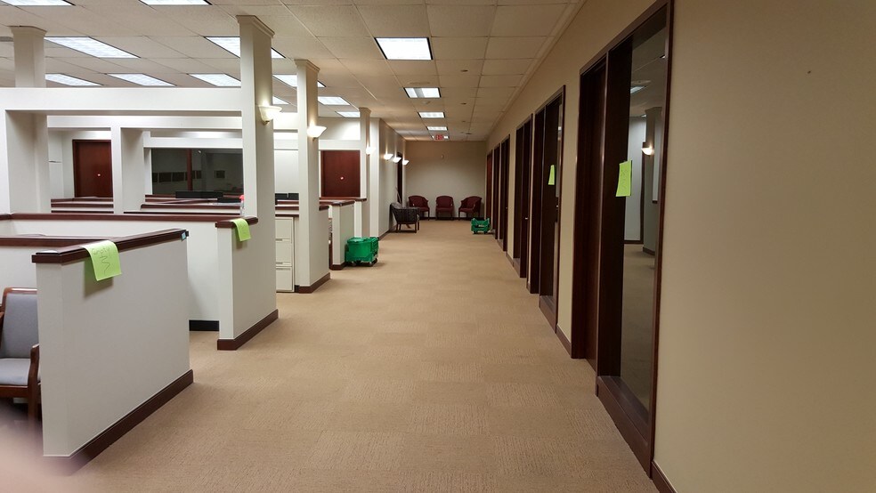 More Photos Of 4328-4406 Dowlen Rd, Beaumont Unknown For Lease