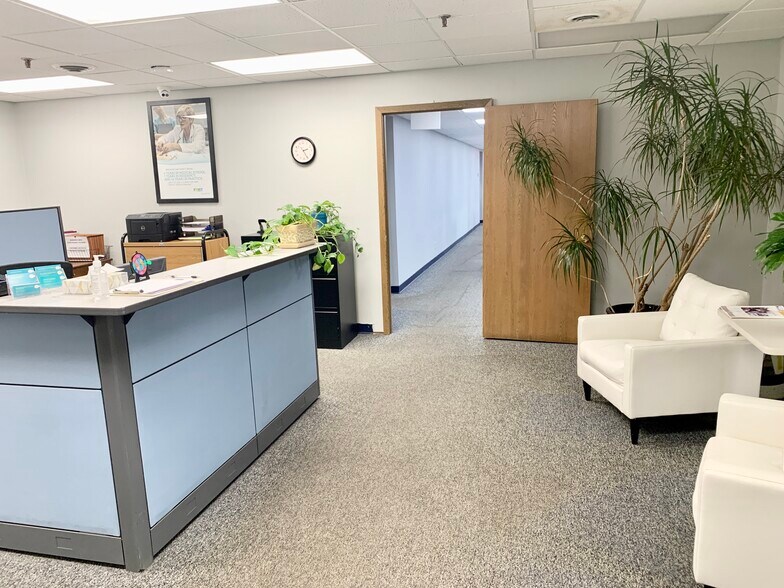 More Photos Of 6125 Lendell Rd, Sanborn Manufacturing For Lease