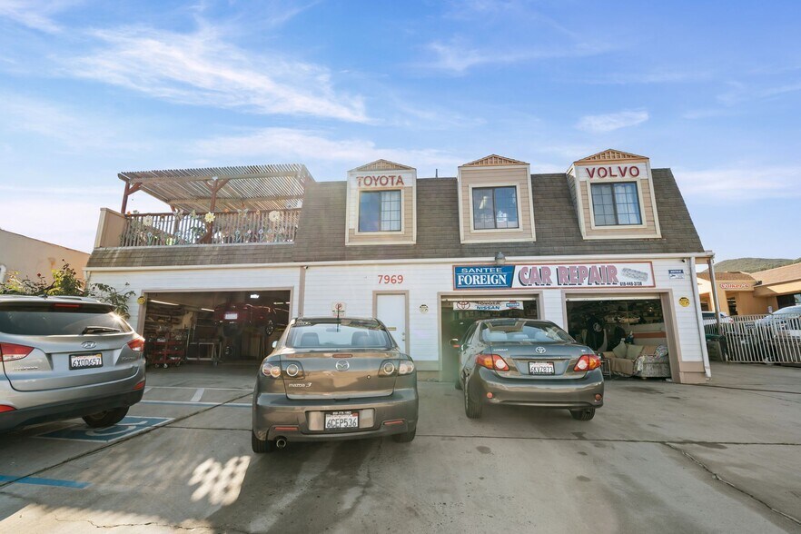 More Photos Of 7969 Mission Gorge Rd, Santee Auto Repair For Sale