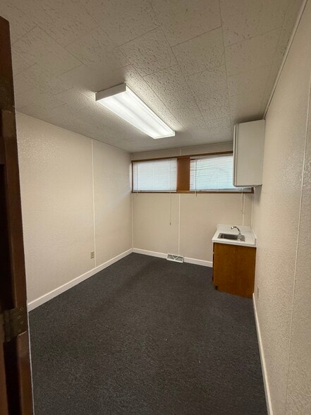 More Photos Of 7330 Indianapolis Blvd, Hammond Medical For Lease