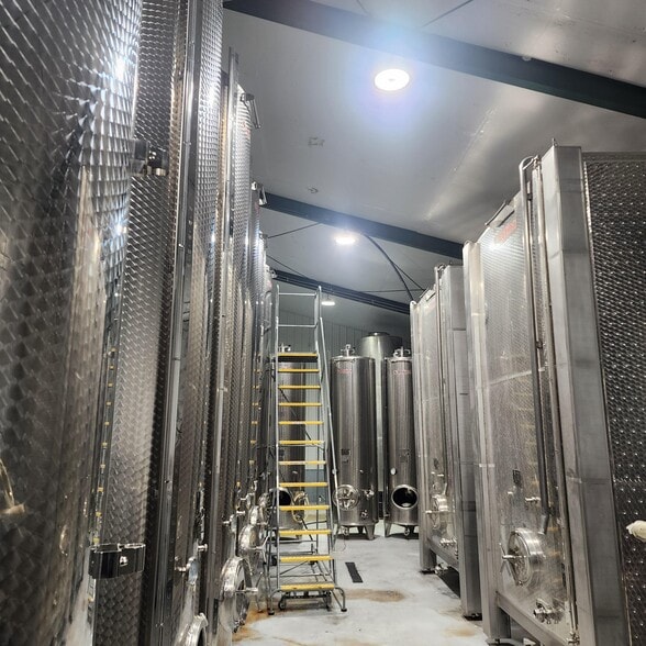 More Photos Of 10225 E Lake Rd, North East Winery Vineyard For Sale