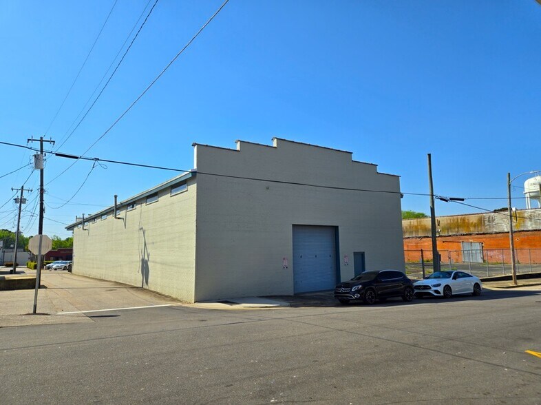 Primary Photo Of 107 W Horton St, Zebulon Warehouse For Sale