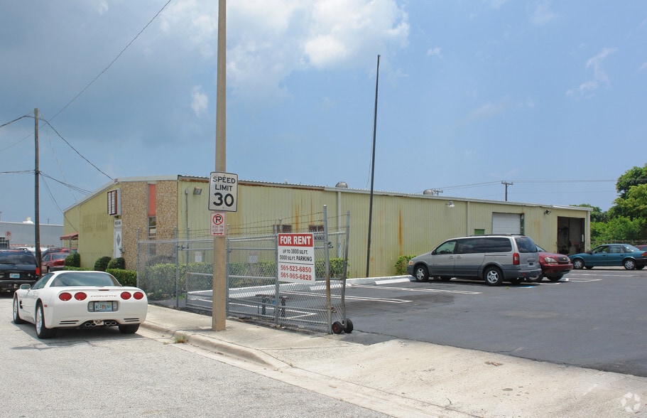 More Photos Of 4504 Georgia Ave, West Palm Beach Service For Lease