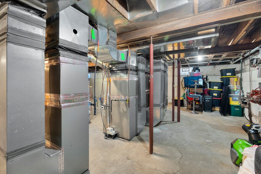 More Photos Of 2420 4th Ave S, Minneapolis Apartments For Sale