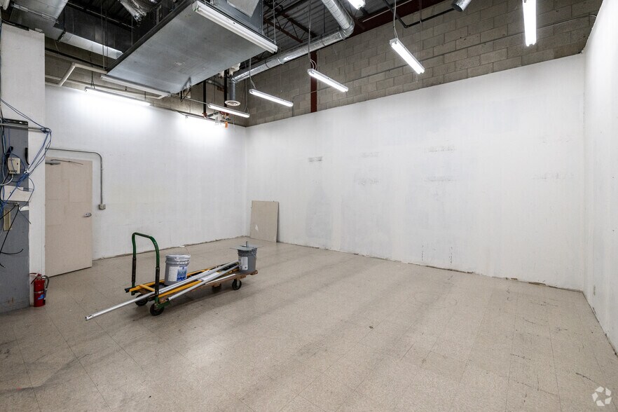 More Photos Of 333 Apache Mall, Rochester Unknown For Sale