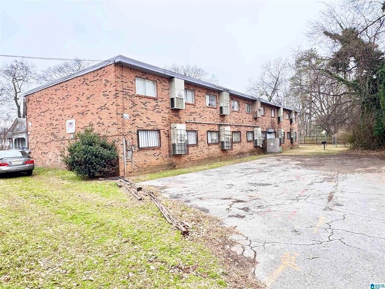 More Photos Of 137 59th St N, Birmingham Apartments For Sale
