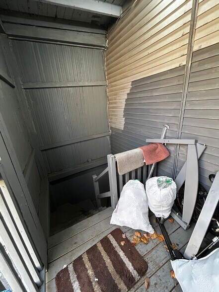 More Photos Of 140 Orange St, Waterbury Apartments For Sale