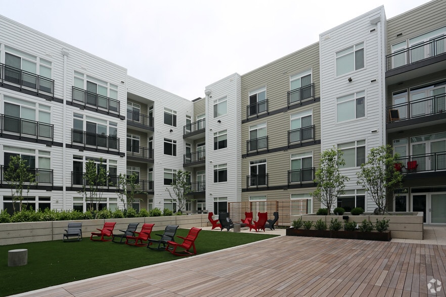 More Photos Of 1801 Chapman Ave, Rockville Apartments For Lease