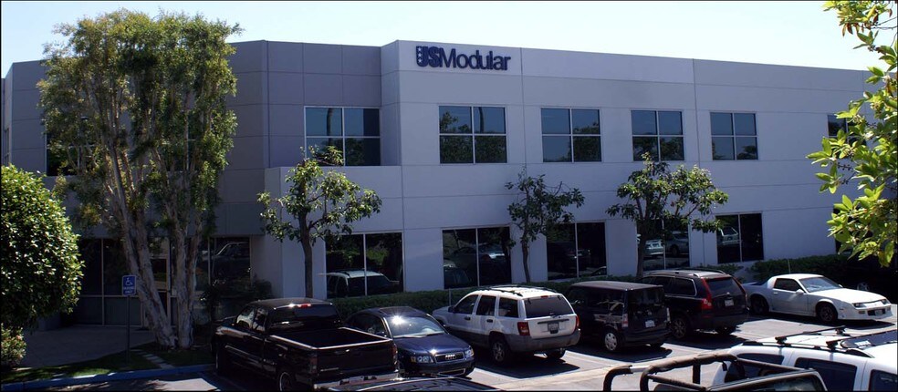 More Photos Of 34 Mauchly, Irvine Research And Development For Lease