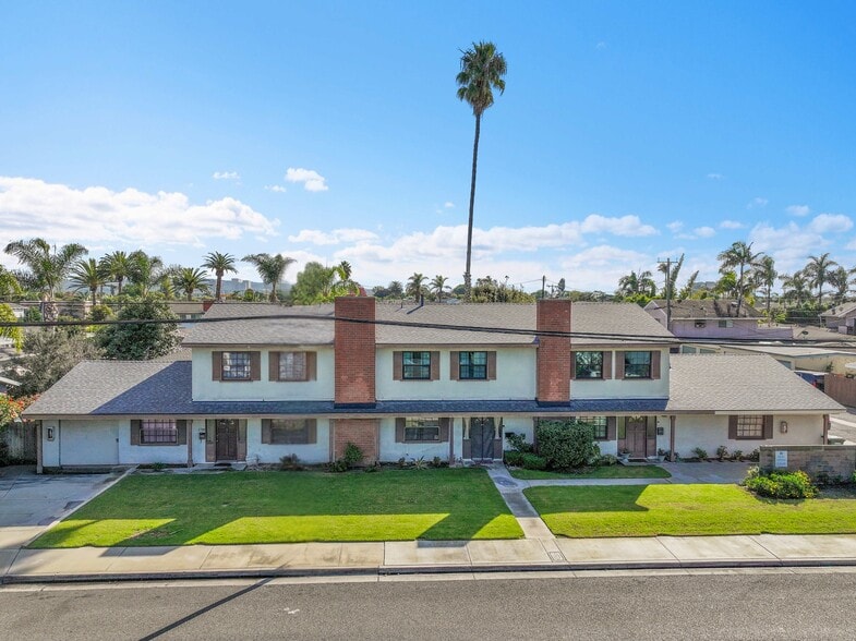More Photos Of 1780 Santa Ana Ave, Costa Mesa Multifamily For Sale