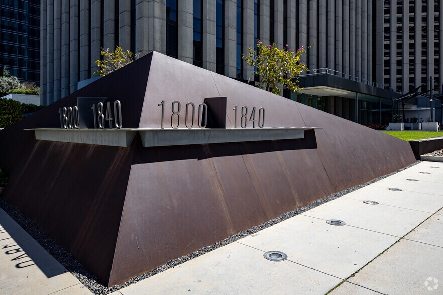 More Photos Of 1800 Century Park E, Los Angeles Loft Creative Space For Lease